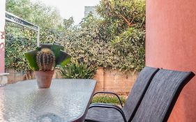Guesthost - Scuole Cemm San Vito Apartment With Parking